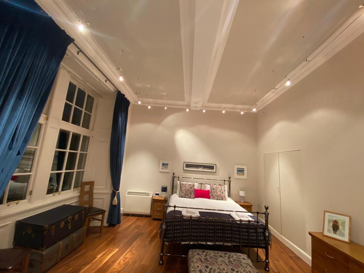 Royal Mile Mansions By Edinburgh City Apartments المظهر الخارجي الصورة