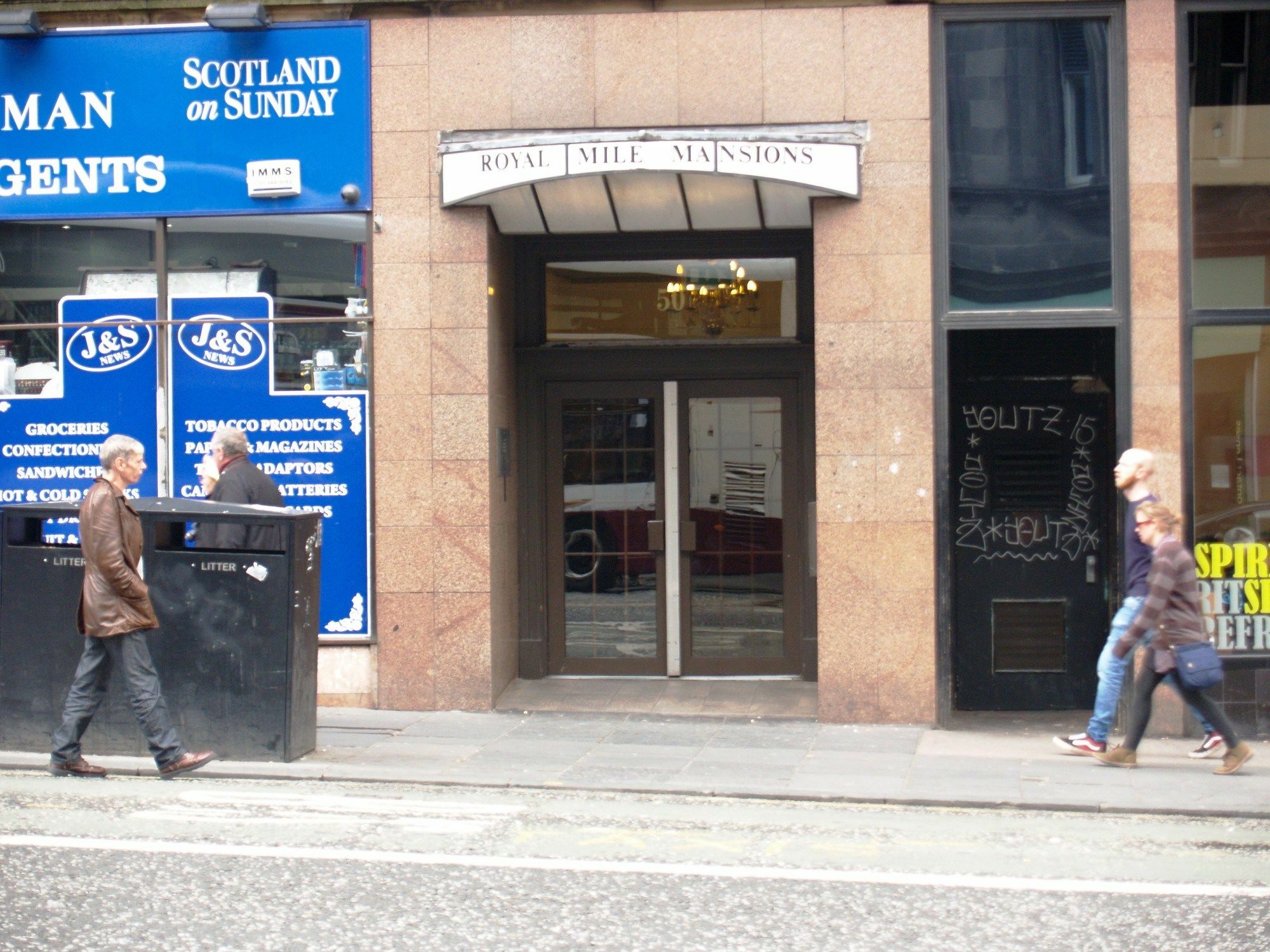 Royal Mile Mansions By Edinburgh City Apartments المظهر الخارجي الصورة